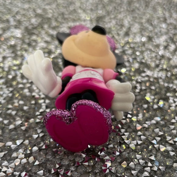 Minnie Mouse Figurine - Picture 5 of 9
